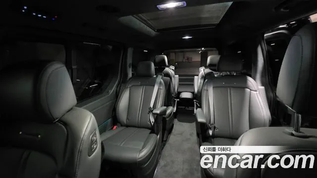 Hyundai Staria — Фото автомобиля 9