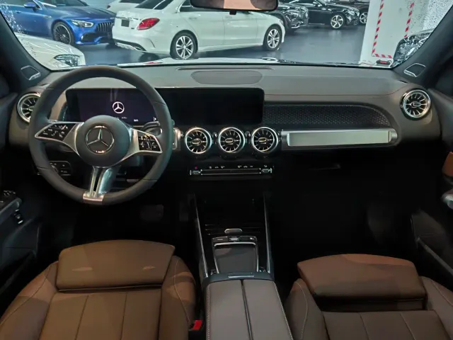 Mercedes-Benz GLB-Class — Фото автомобиля 11