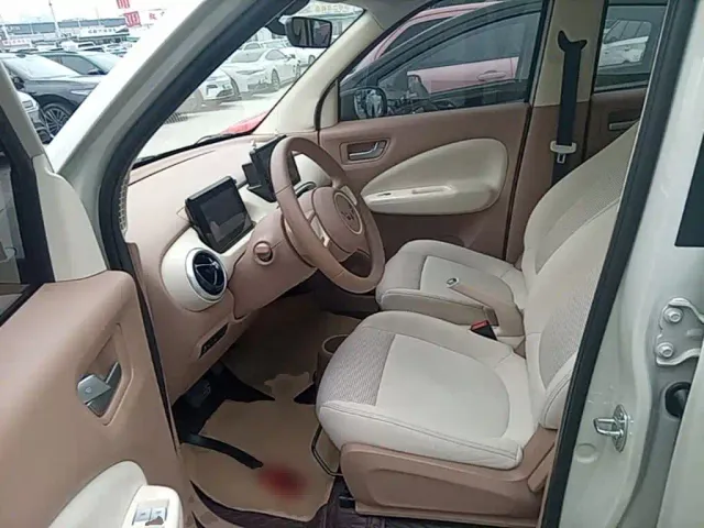 Wuling Hongguang Mini EV — Фото автомобиля 15