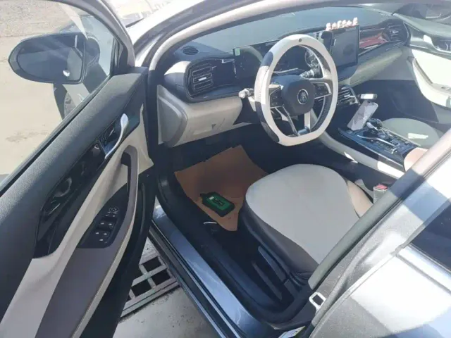BYD Qin PLUS — Фото автомобиля 15