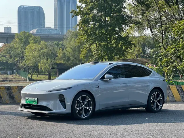 Фотография автомобиля — Nio ET5
