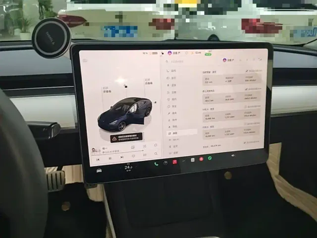 Tesla Model 3 — Фото автомобиля 8