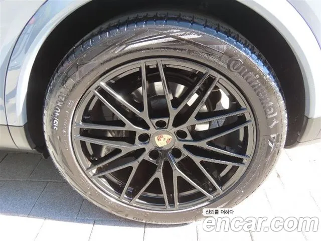 Porsche Cayenne PO536 — Фото автомобиля 16