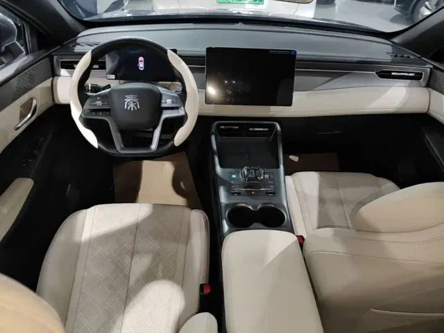 BYD Qin PLUS — Фото автомобиля 9