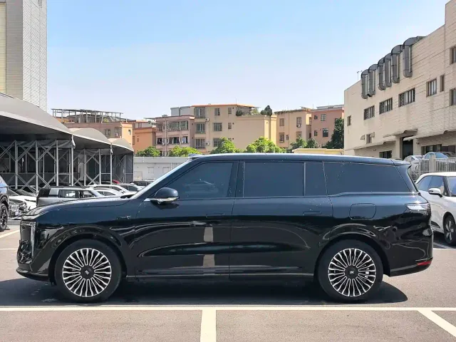 IM Motors LS9 — Фото автомобиля 4
