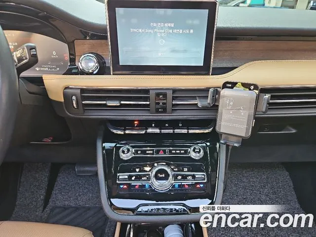 Lincoln Corsair — Фото автомобиля 17