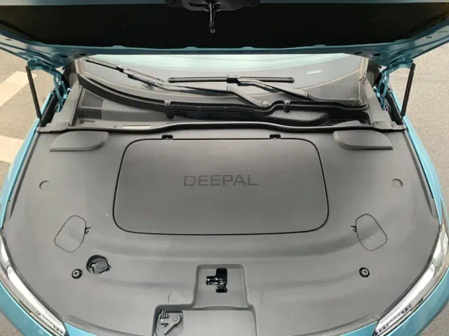 Deepal L07 — Фото автомобиля 15