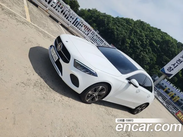 Mercedes-Benz A-Class — Фото автомобиля 18