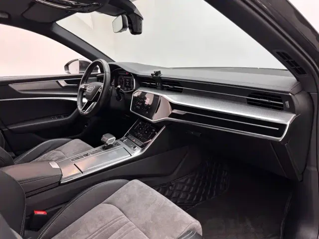 Audi A6L — Фото автомобиля 11
