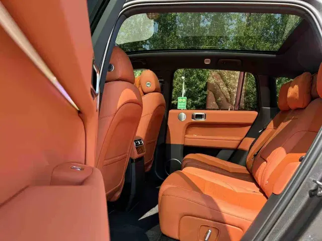 Li Auto L6 — Фото автомобиля 6