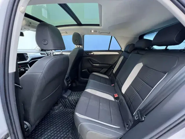 Volkswagen T-Roc — Фото автомобиля 7