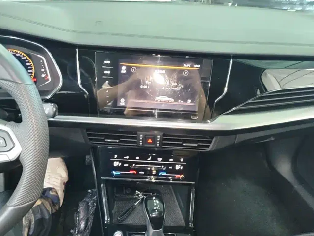 Volkswagen Passat — Фото автомобиля 12