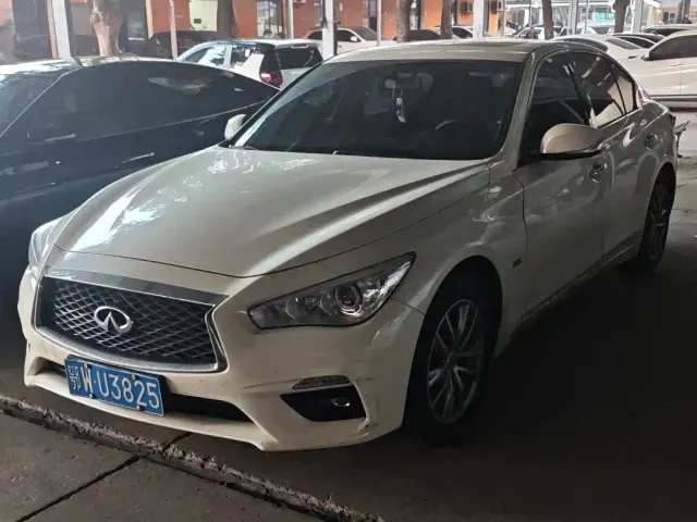 Infiniti Q50L — Фото автомобиля 2