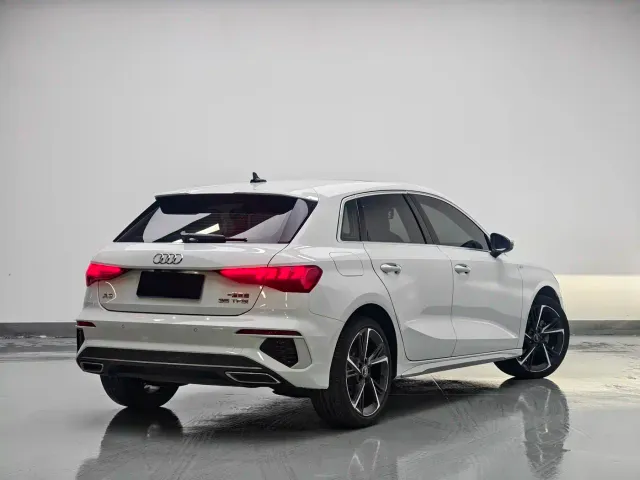 Audi A3 — Фото автомобиля 4
