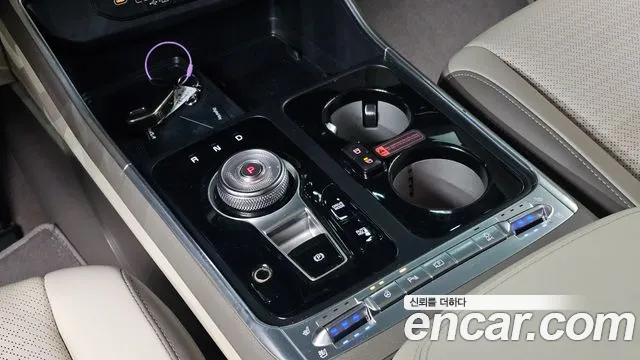 Kia Carnival — Фото автомобиля 12