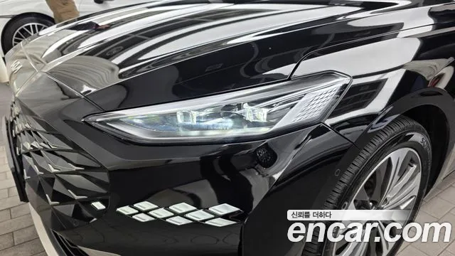 Kia K8 Hybrid — Фото автомобиля 7