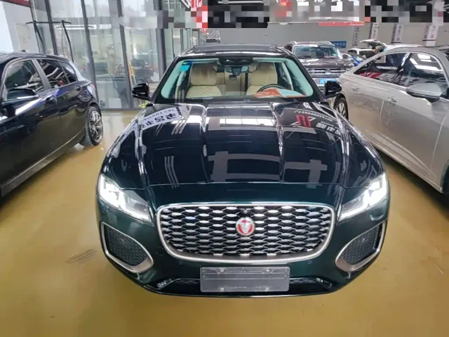 Jaguar XFL — Фото автомобиля 2