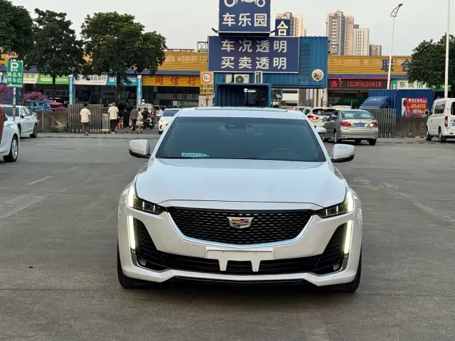 Cadillac CT5 — Фото автомобиля 2