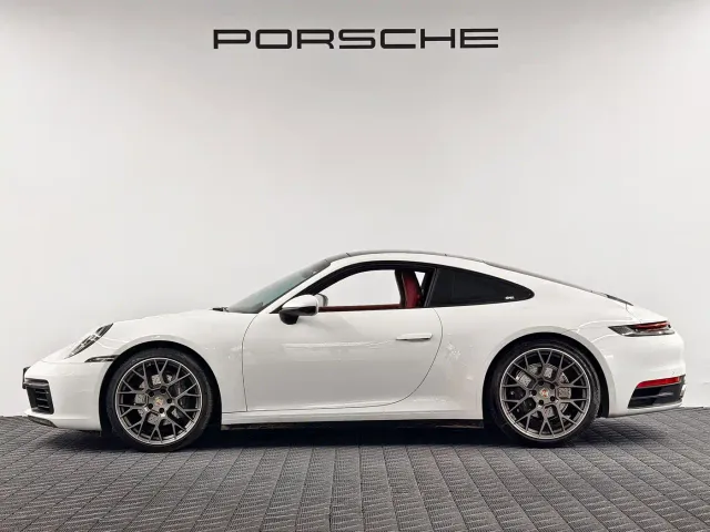 Porsche 911 — Фото автомобиля 4