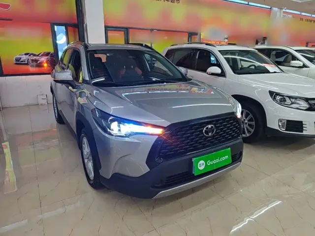 Toyota Corolla Cross — Фото автомобиля 3