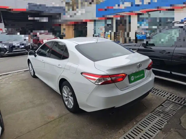 Toyota Camry — Фото автомобиля 4