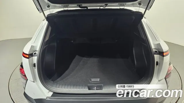 Hyundai Kona Kona (SX2) Бензин 1.6 турбо 2WD — Фото автомобиля 16