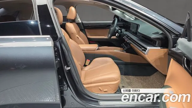 Hyundai Grandeur GN7 — Фото автомобиля 16