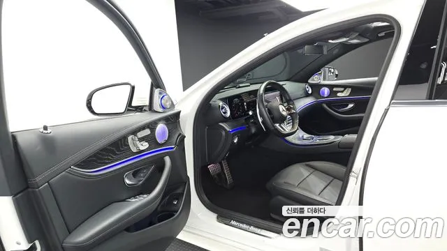 Mercedes-Benz E-Class W213 — Фото автомобиля 10