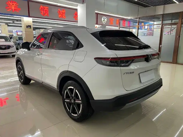 Honda Vezel — Фото автомобиля 6
