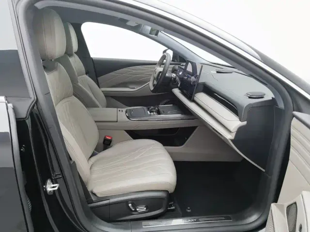 Geely Galaxy Xingyao 8 — Фото автомобиля 23