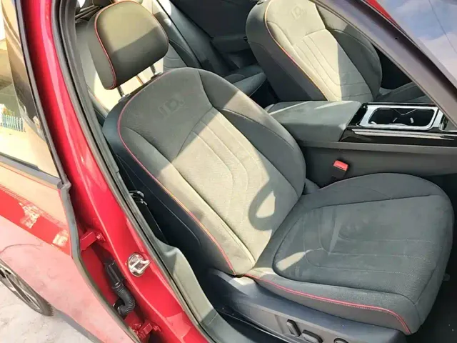 Volkswagen ID.3 — Фото автомобиля 24
