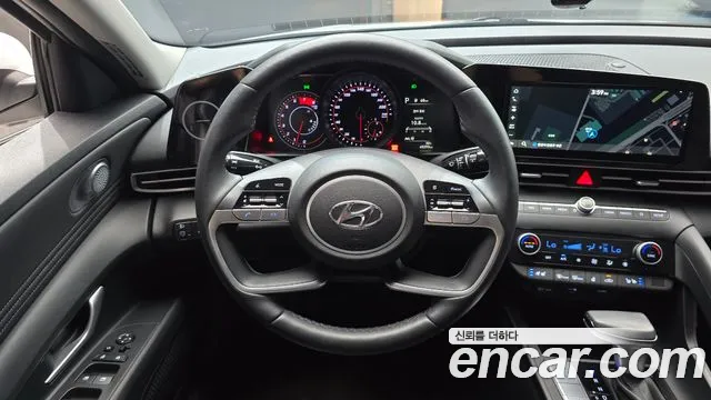Hyundai AVANTE Avante (CN7) — Фото автомобиля 13