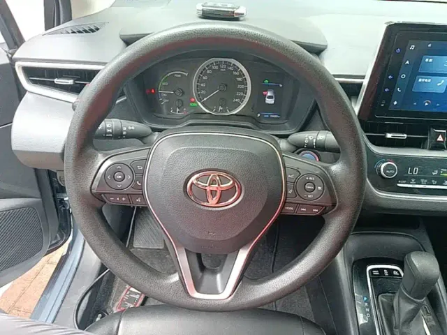 Toyota Corolla — Фото автомобиля 10