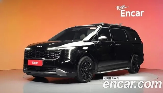 Фотография автомобиля — Kia Carnival 4th Gen