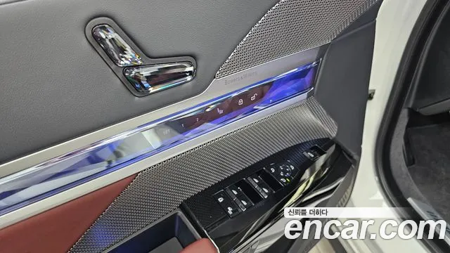 BMW 7 Series — Фото автомобиля 30
