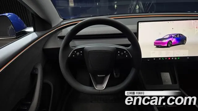 Tesla Model 3 — Фото автомобиля 13