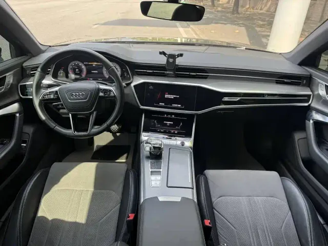 Audi A6L — Фото автомобиля 7