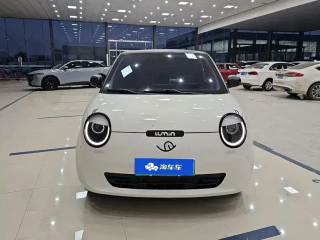 Changan Lumin — Фото автомобиля 2
