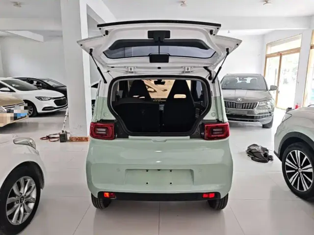 Wuling Hongguang Mini EV — Фото автомобиля 18