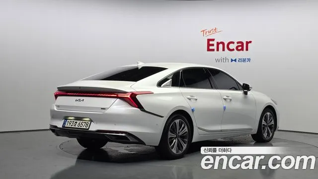 Kia K8 Signature — Фото автомобиля 2