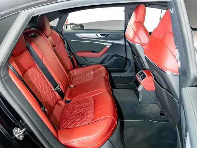 Audi A7L — Фото автомобиля 21