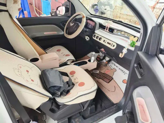 Wuling Hongguang Mini EV — Фото автомобиля 11