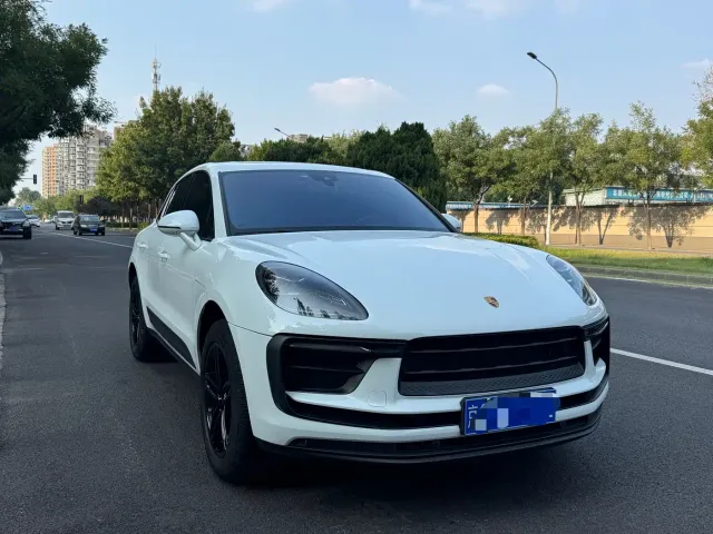 Porsche Macan — Фото автомобиля 3