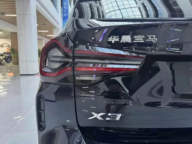 BMW X3 — Фото автомобиля 15