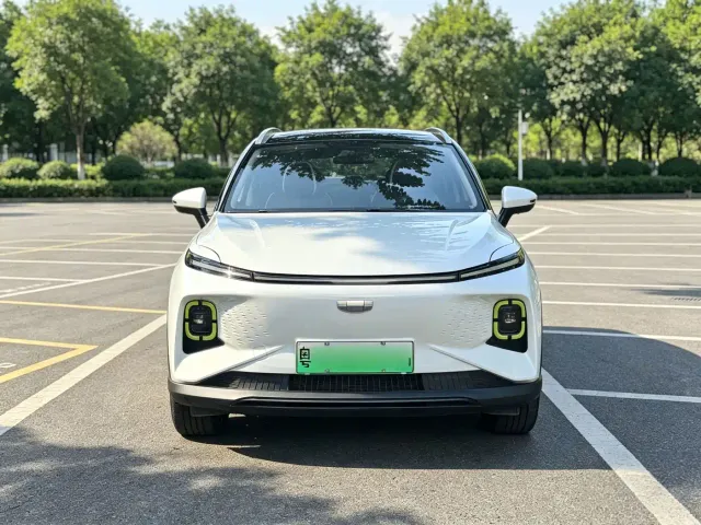 Geely Geometry E Firefly — Фото автомобиля 2