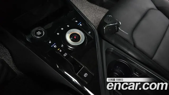 Kia Niro The All New Niro — Фото автомобиля 9