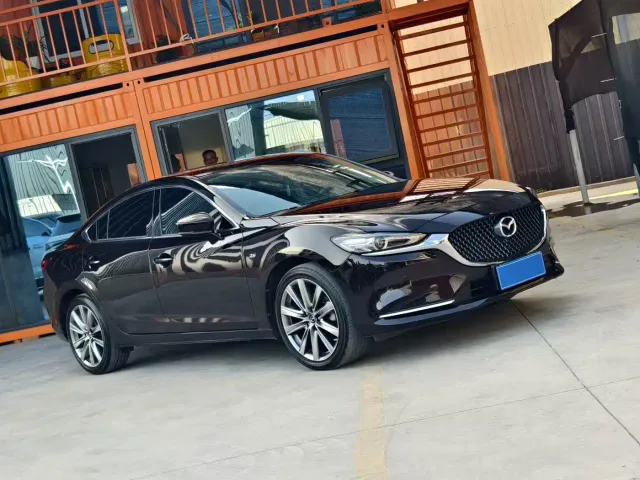 Mazda Atenza — Фото автомобиля 3