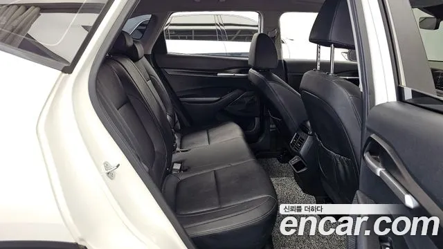 Kia Seltos New — Фото автомобиля 12