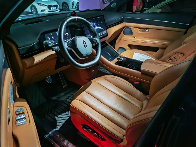 Aito M7 — Фото автомобиля 2