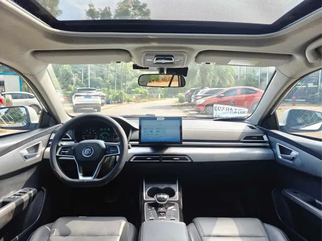 BYD Qin — Фото автомобиля 4